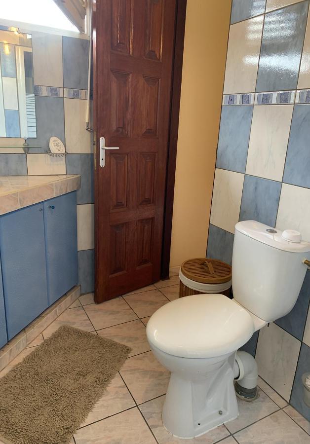 Hébergement mouchas F4 - dans Villa les Polycias Sainte-Luce Extérieur photo