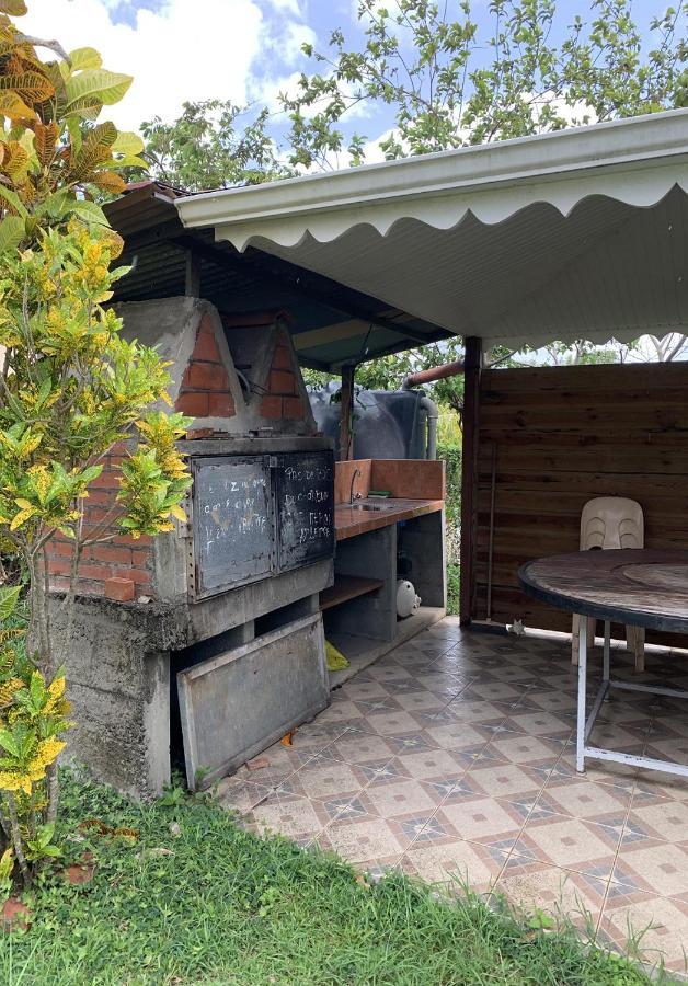 Hébergement mouchas F4 - dans Villa les Polycias Sainte-Luce Extérieur photo